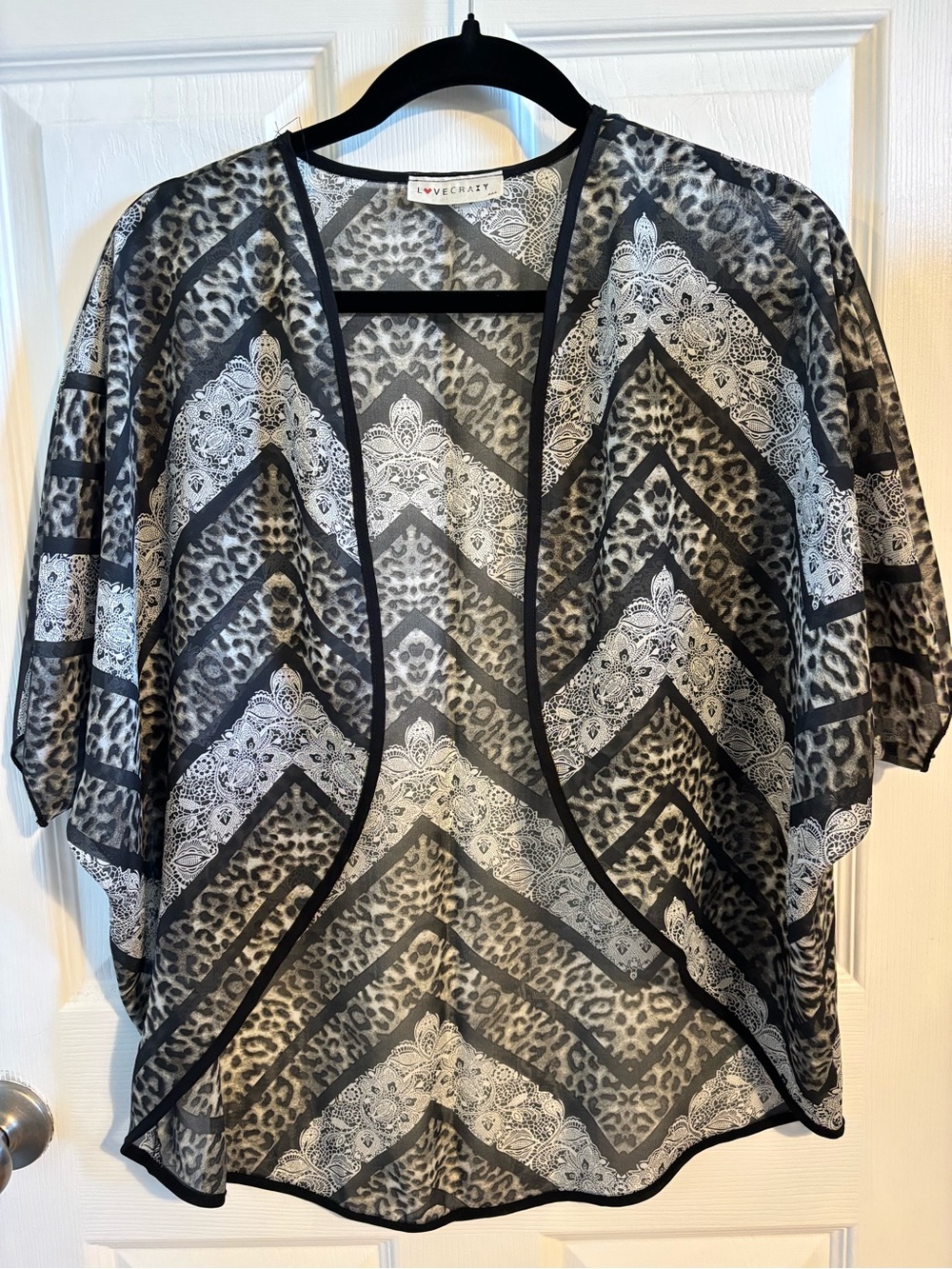 😍Love Crazy Black & White Sheer Open-Front Kimono Top SZ Medium